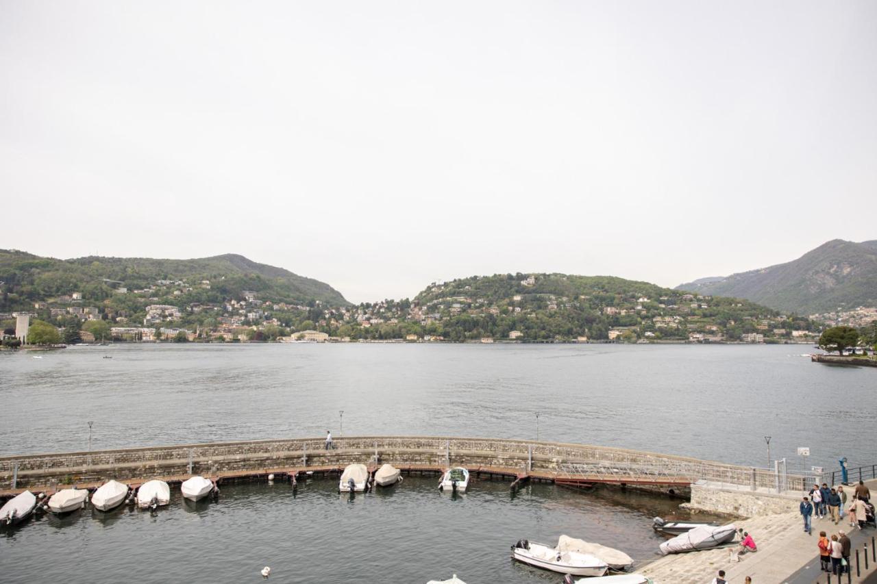 Appartamento Easylife - Elegante Dimora Sul Lago Di