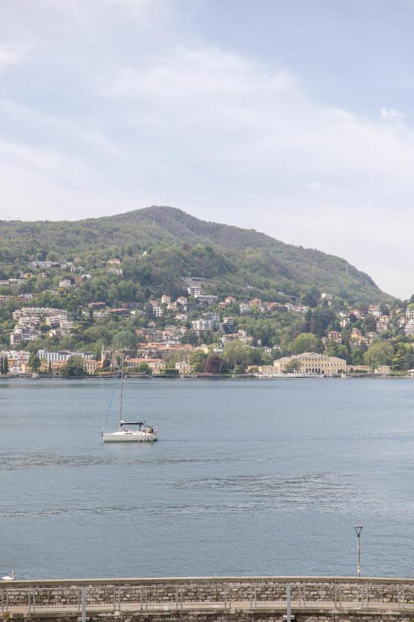 Appartamento Easylife - Elegante Dimora Sul Lago Di *